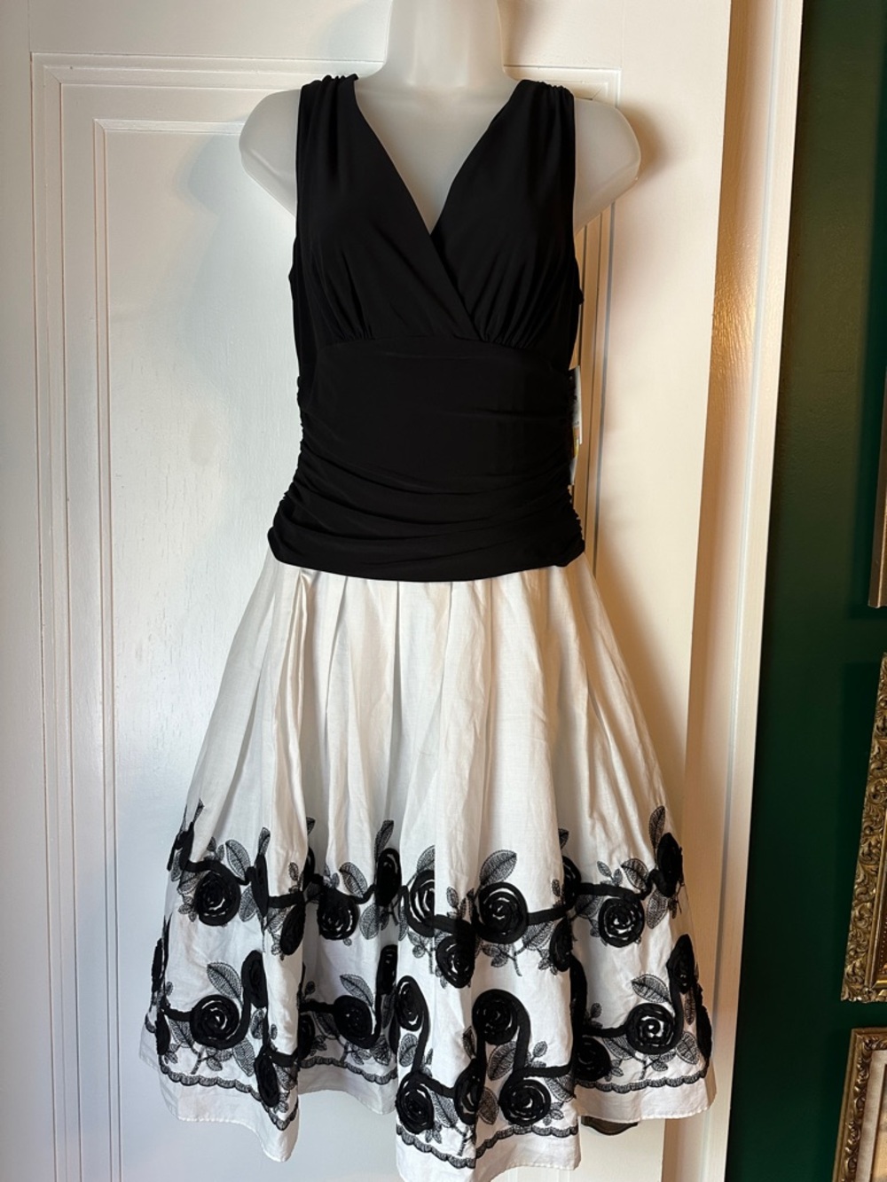 SL Fashions Black and White Floral Midi Dress
